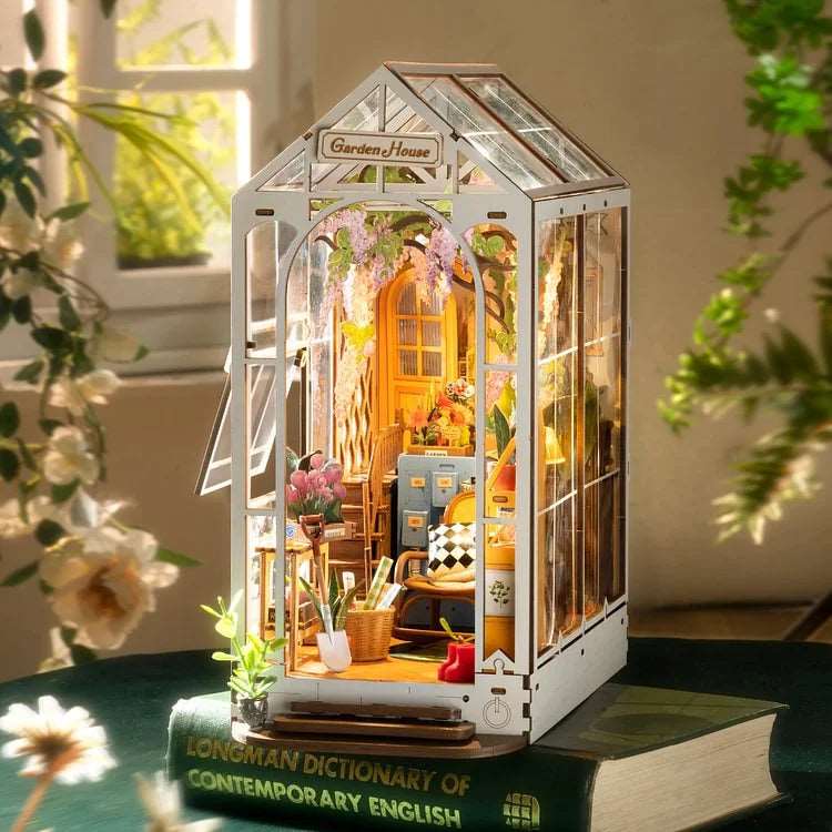 Book Nook Collection (7 Sets)