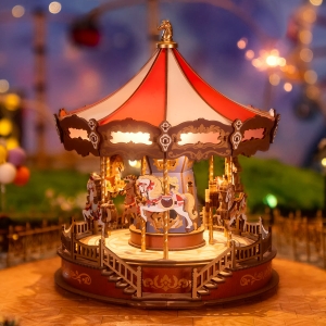Classic Carousel Music Box AMC01