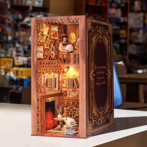 Book Nook | Eternal Bookstore | CUTEBEE DIY Book Nook Kit YS05