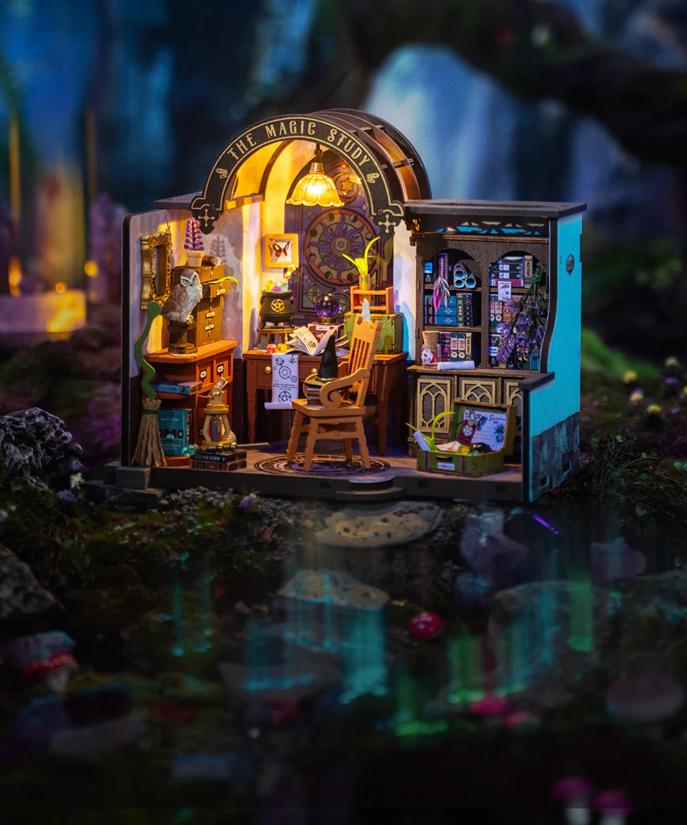 Wooden DIY miniature house kits with furniture and lights